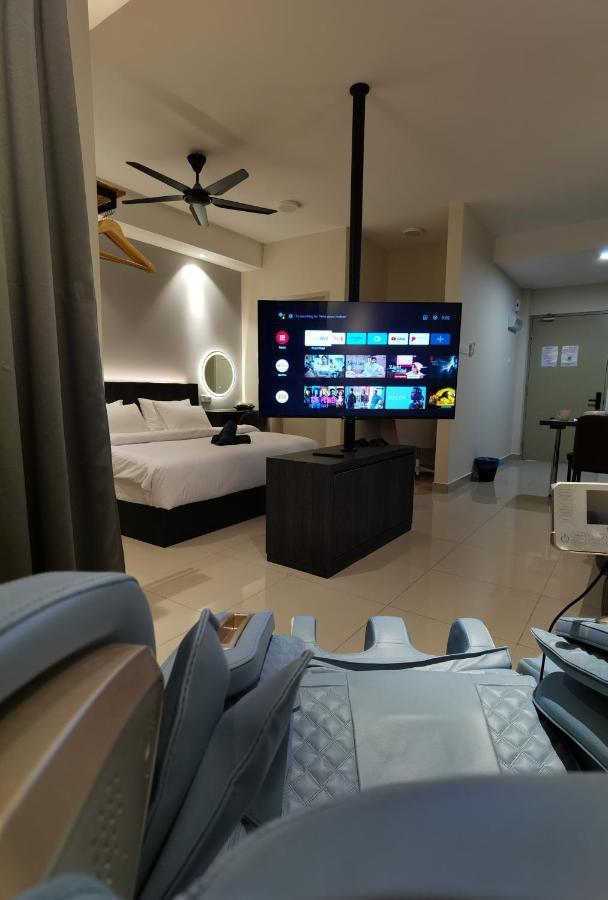 Luxury Couple Suites L Free Netflix L Massage Chair L Bathtub L Wifi 200Mbps L Town Area Bali Residence Malacca Exterior photo